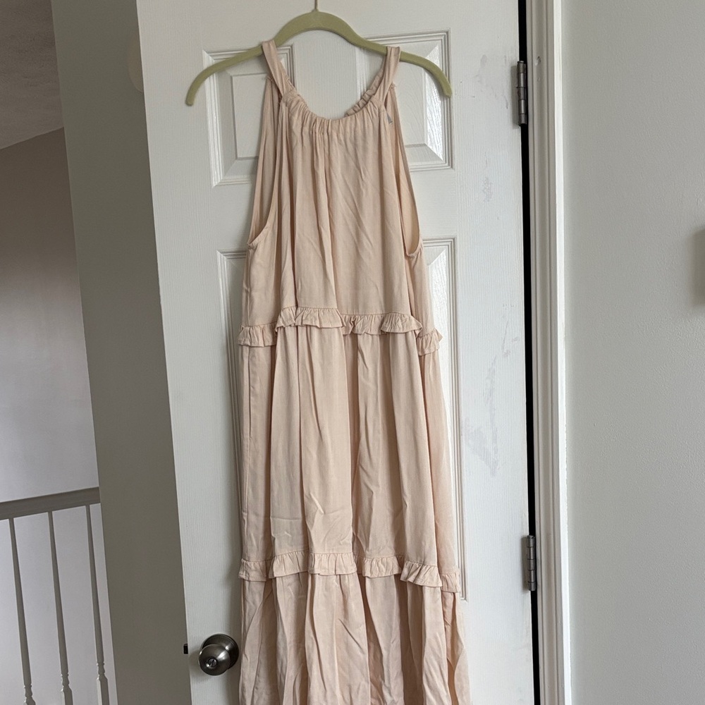 Chic Cream Maxi Dress
